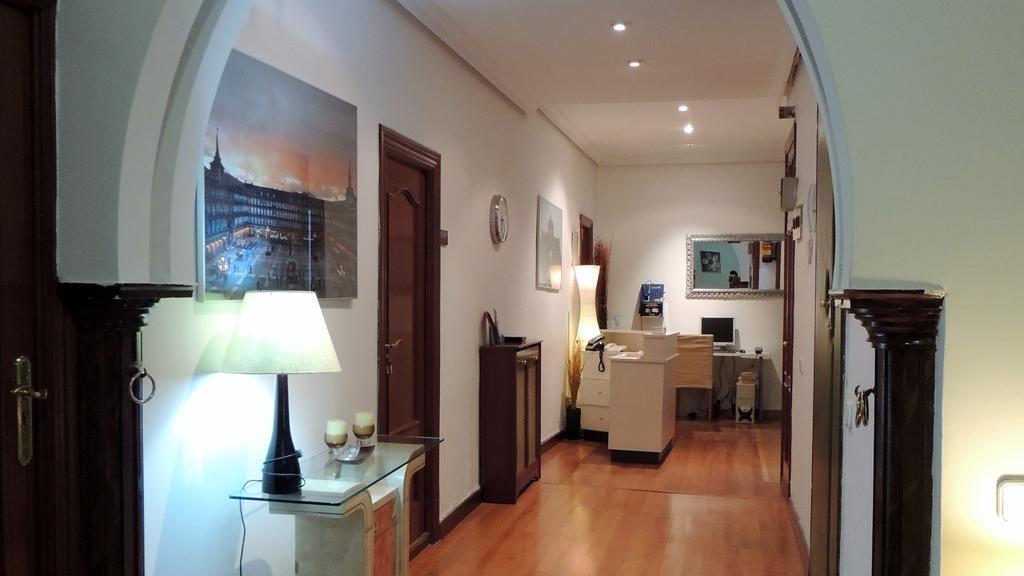 מדריד Hostal Cervantes מראה חיצוני תמונה