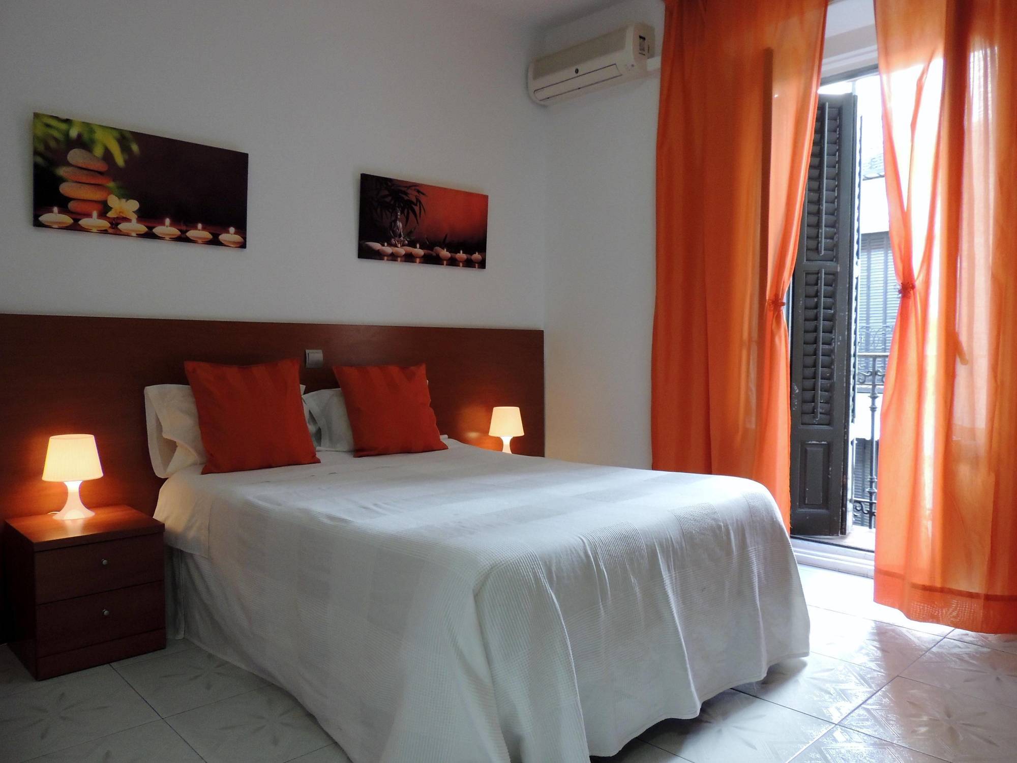 מדריד Hostal Cervantes מראה חיצוני תמונה