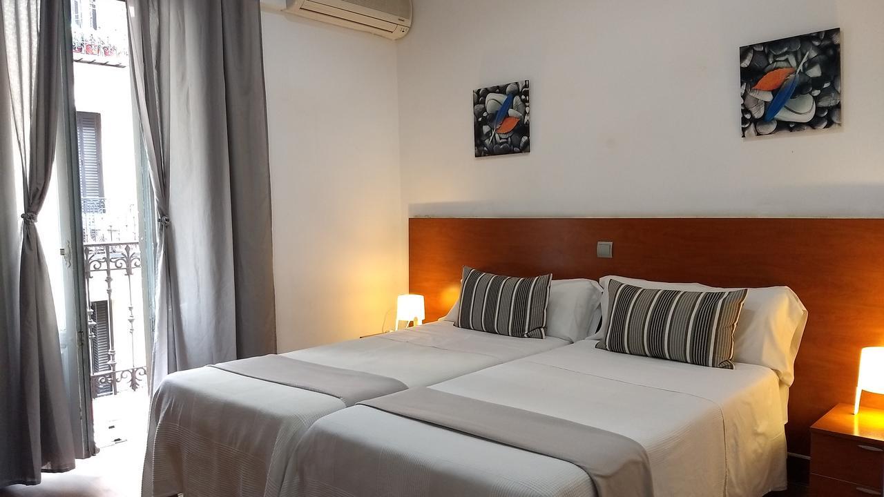 מדריד Hostal Cervantes מראה חיצוני תמונה
